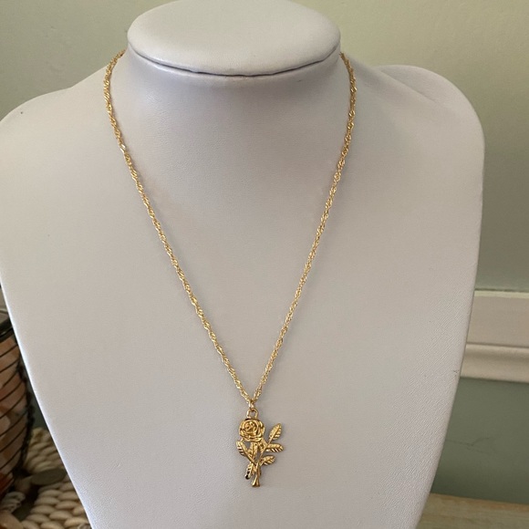 New Gold Rose Necklace - Picture 2 of 5